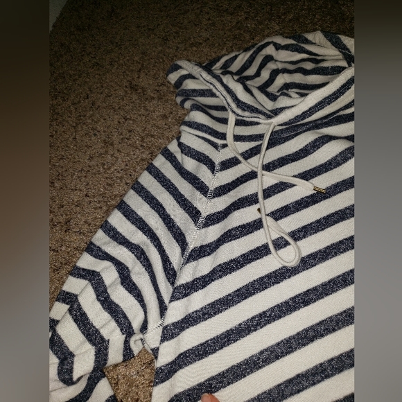 Cowl Neck Sweatshirt - Picture 4 of 4